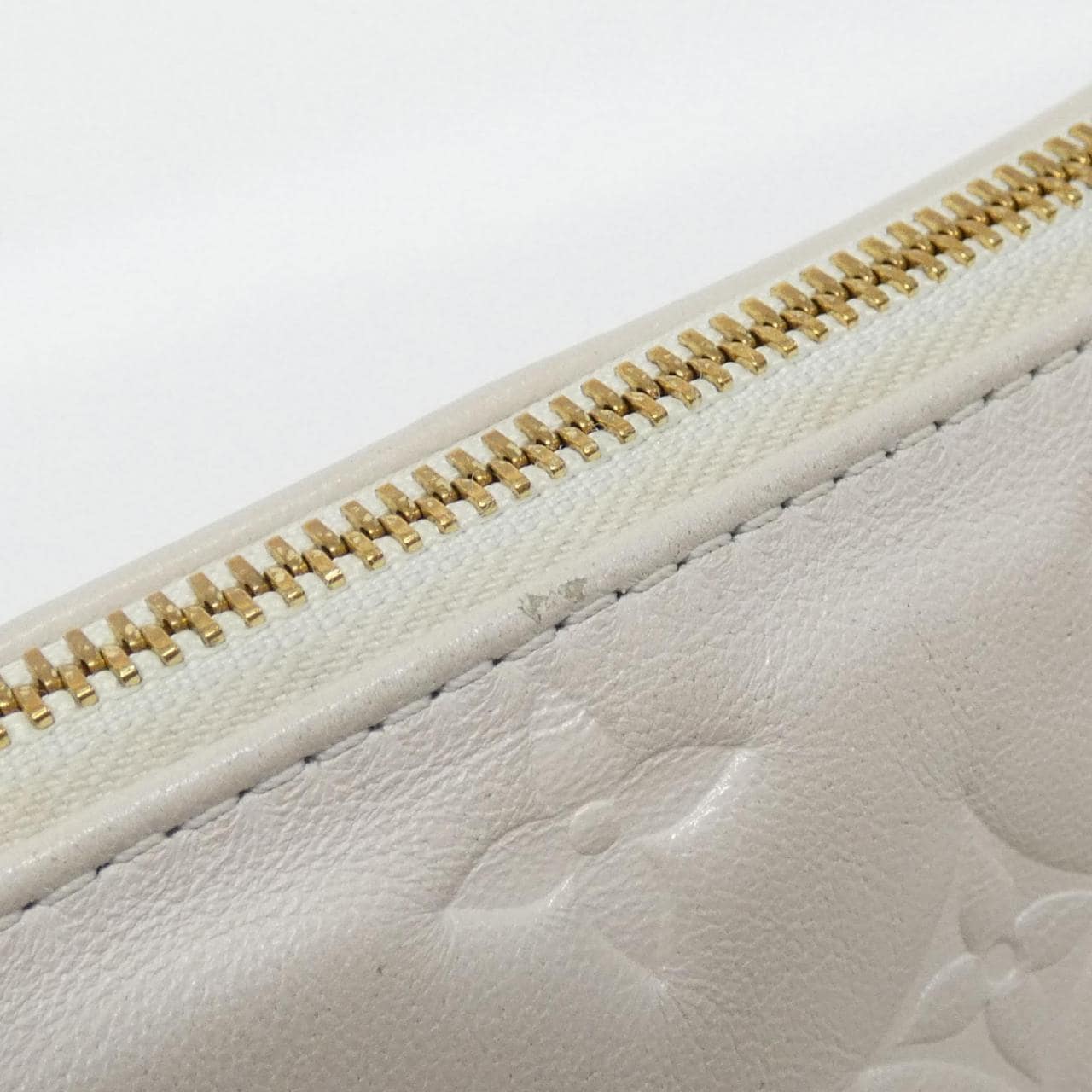 ルイヴィトン クッサン PM M21262 ショルダーバッグ