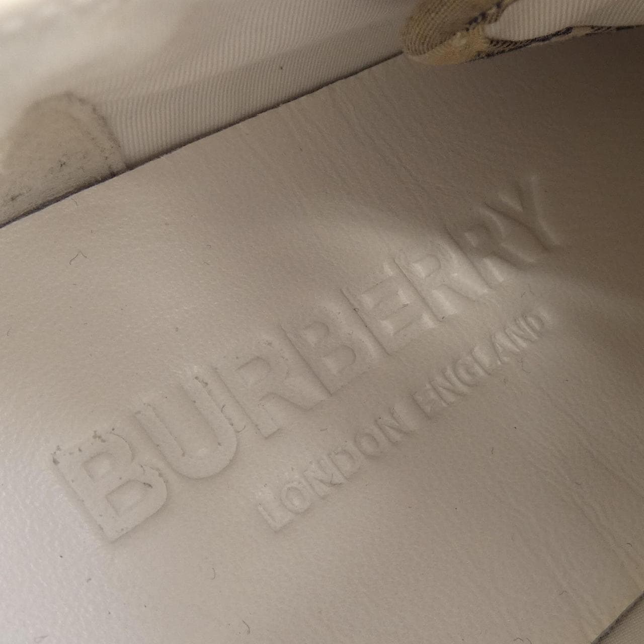 バーバリー BURBERRY スニーカー
