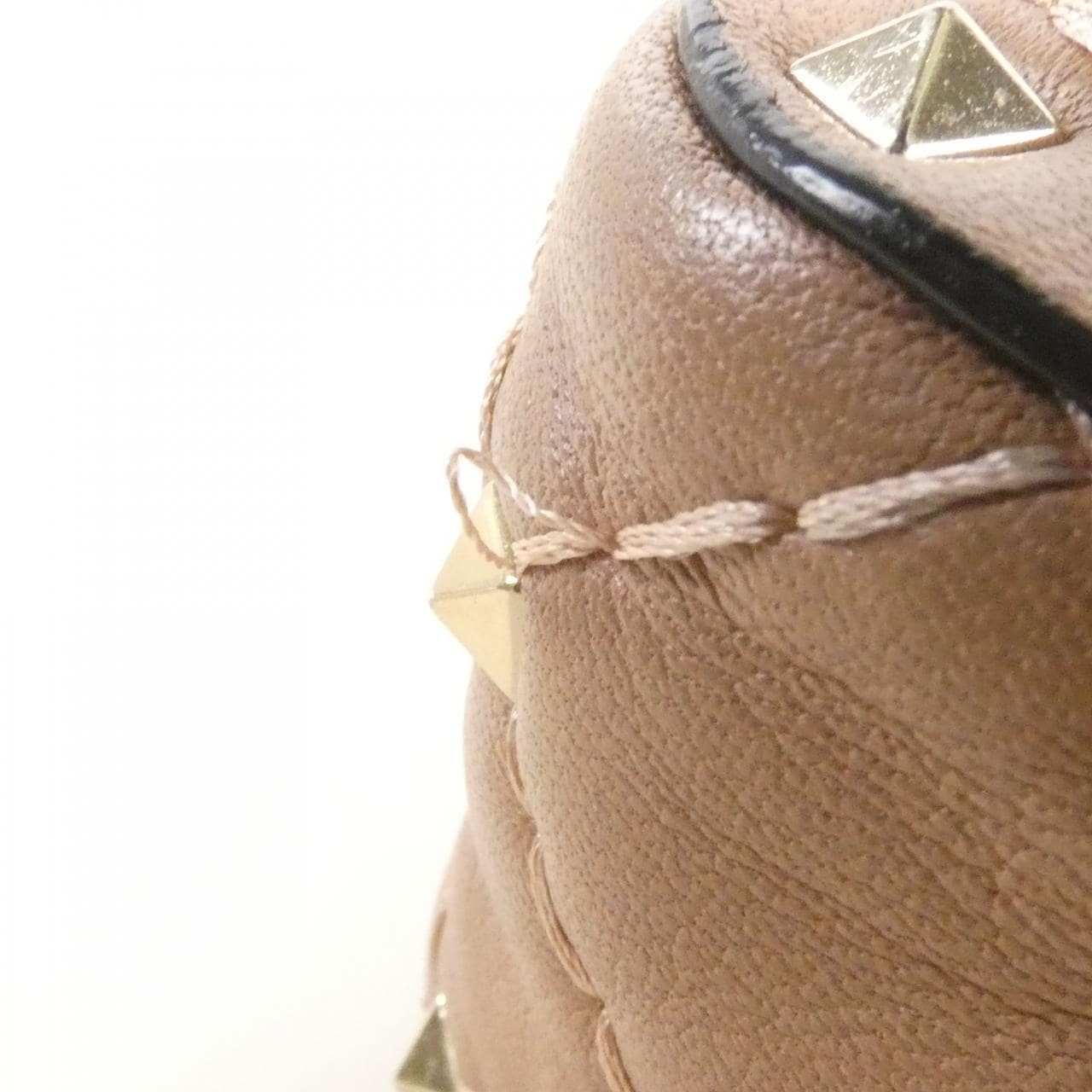 ヴァレンティノガラヴァーニ LW0B0122NAP ショルダーバッグ