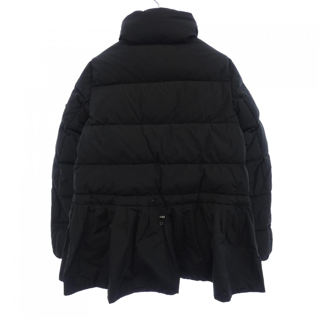 モンクレール MONCLER ダウンジャケット