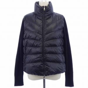 モンクレール MONCLER 20939B00024 ダウンジャケット
