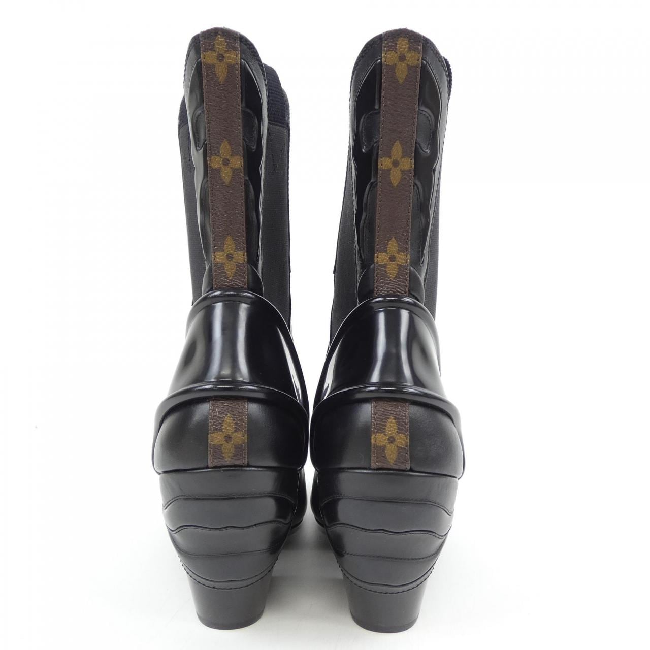 LOUIS LOUIS VUITTON boots