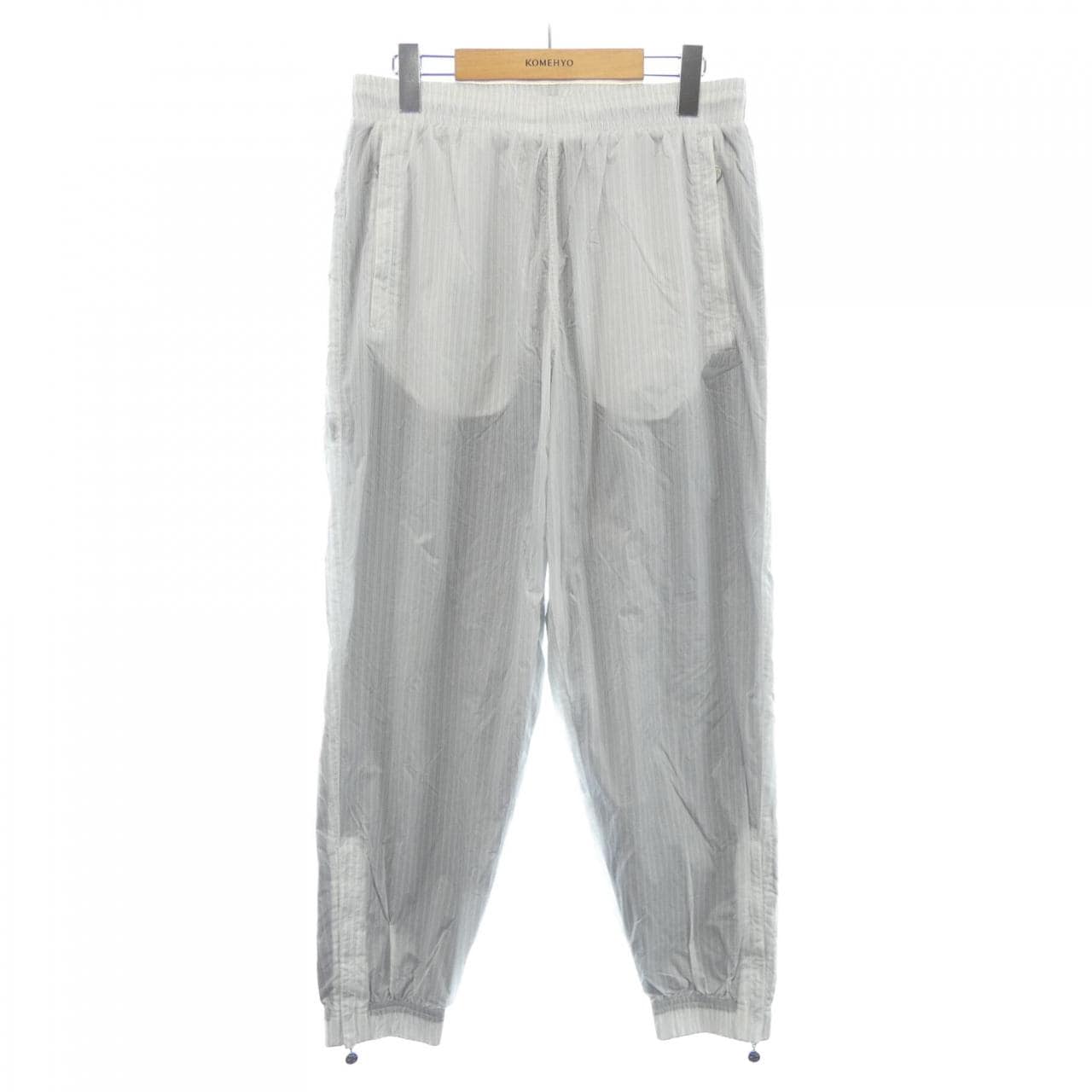 ナイキ NIKE DH6591-100 パンツ