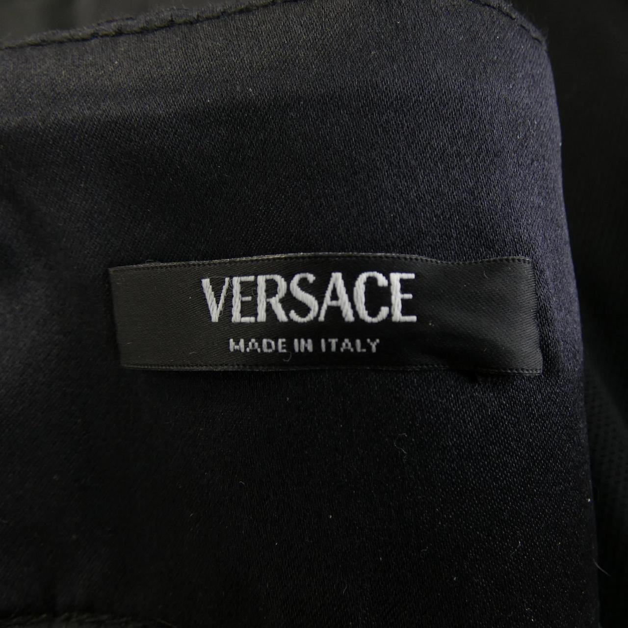 ヴェルサーチェ VERSACE 1012525 トップス