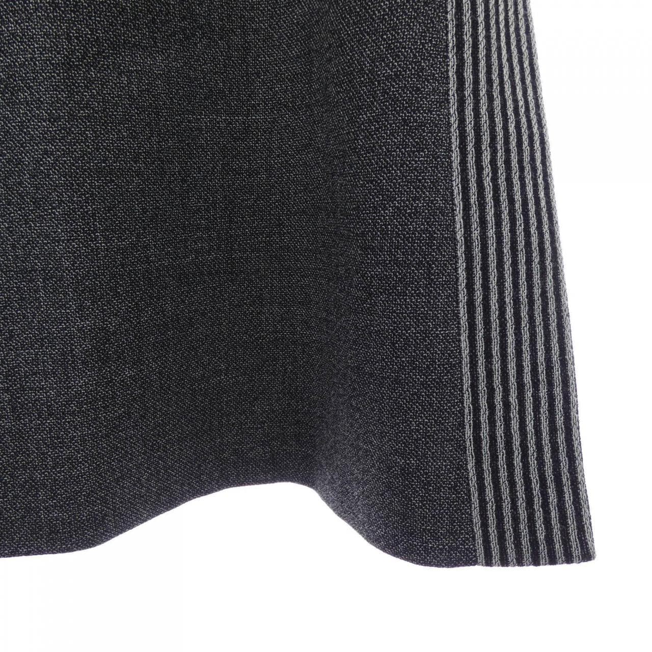 クリスチャンディオール CHRISTIAN DIOR DIOR GRAPHIQUE 521J27A1690 スカート