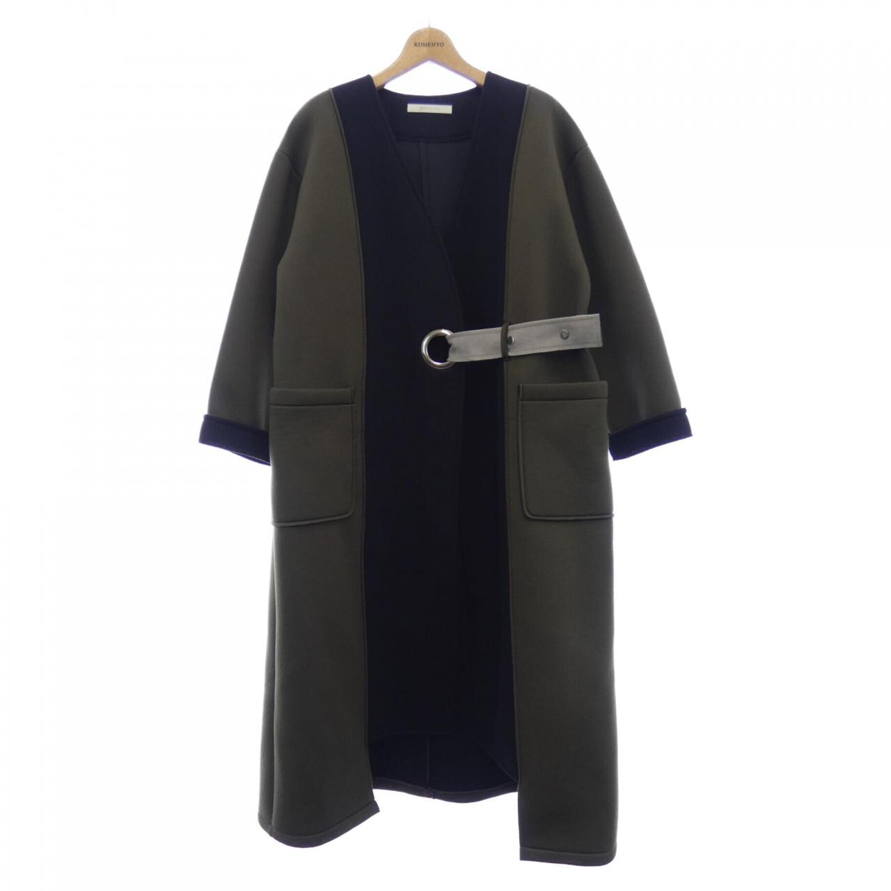 Jena espace merveil コート