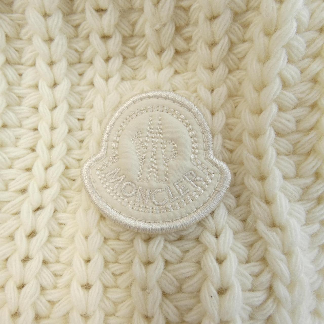 モンクレール MONCLER ダウンジャケット