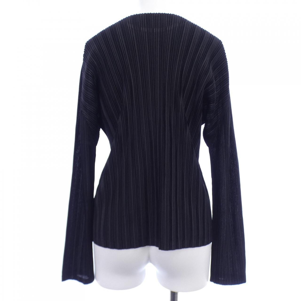 百褶PLEATS PLEASE上衣
