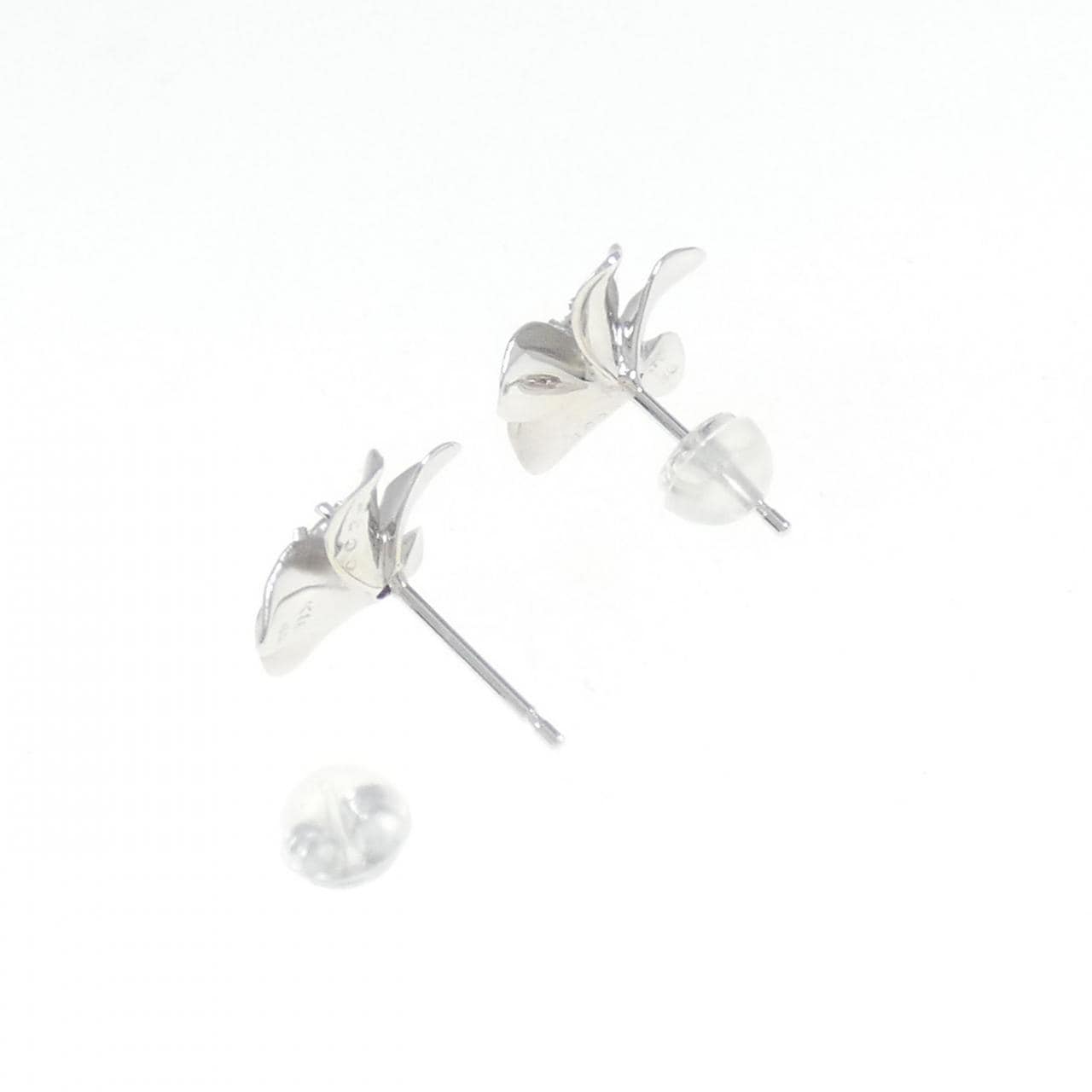 K18WG 花朵钻石耳环 0.07CT