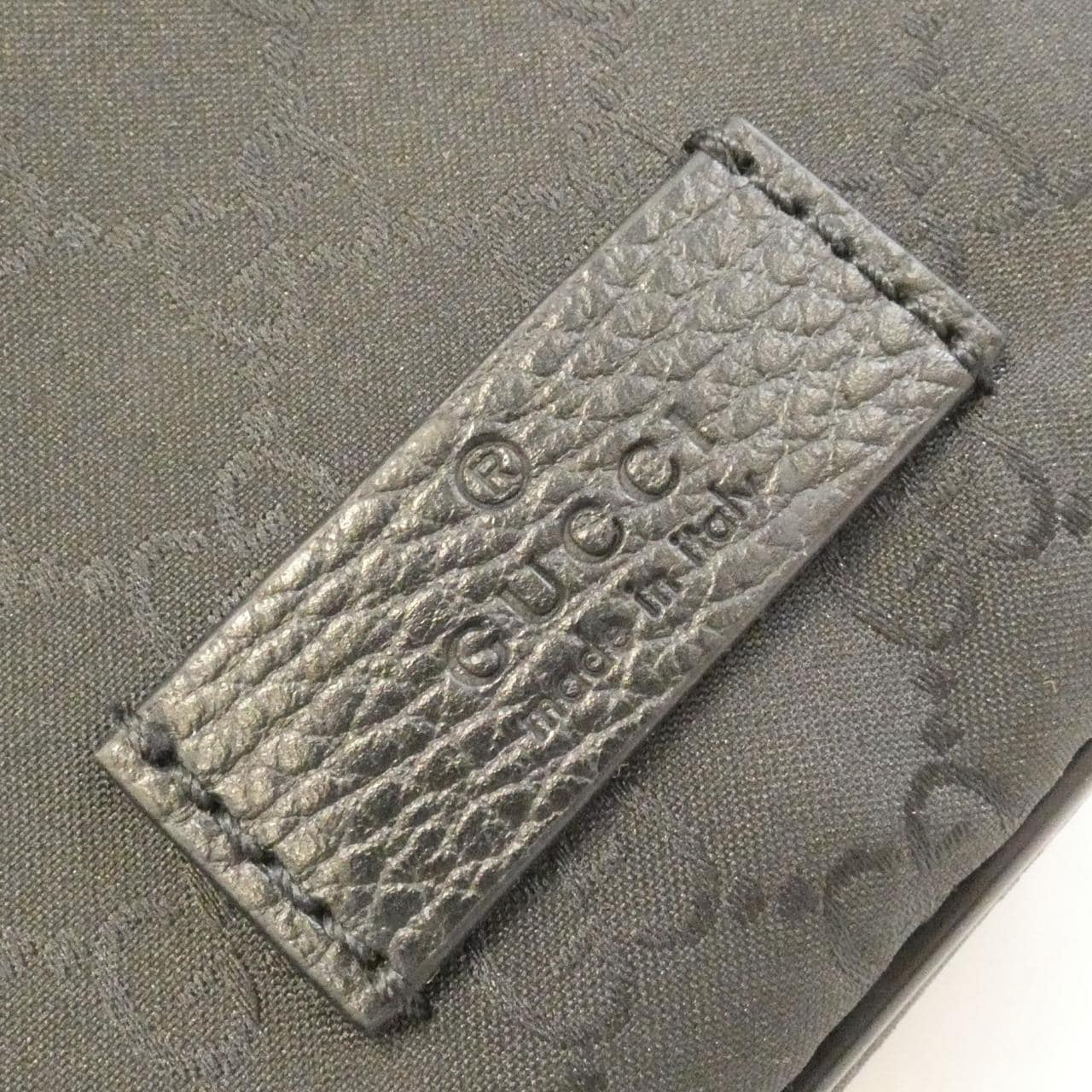 グッチ 449182 G1XHN ボディバッグ