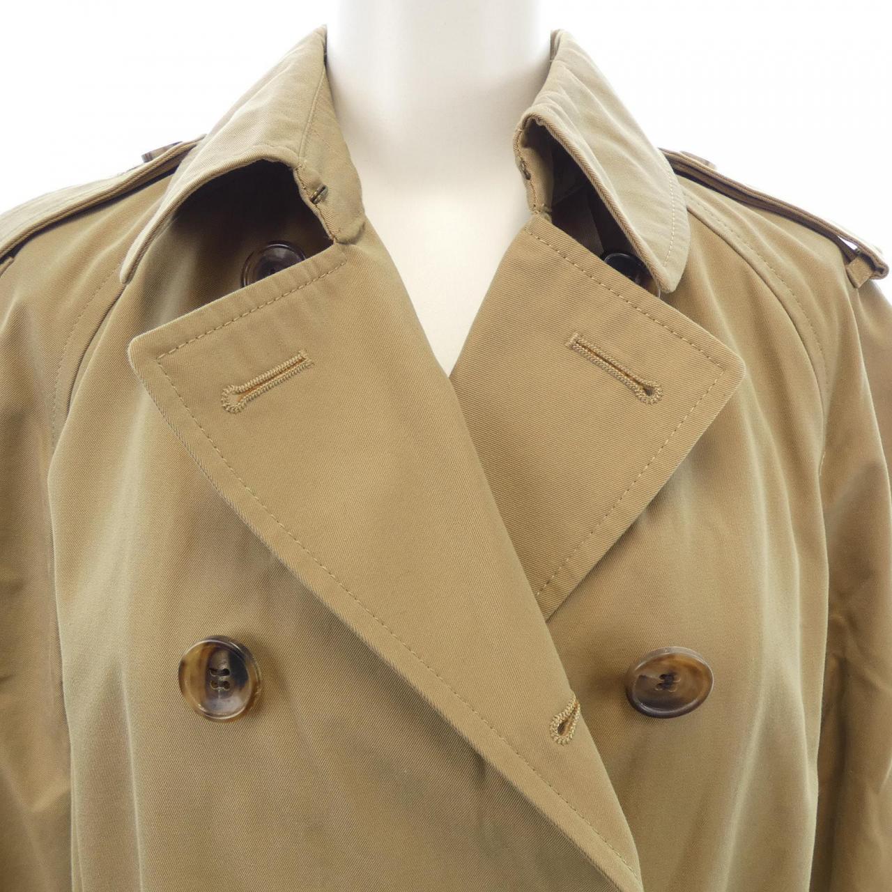 R trench coat