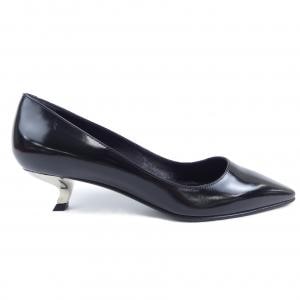 ロジェヴィヴィエ ROGER VIVIER パンプス