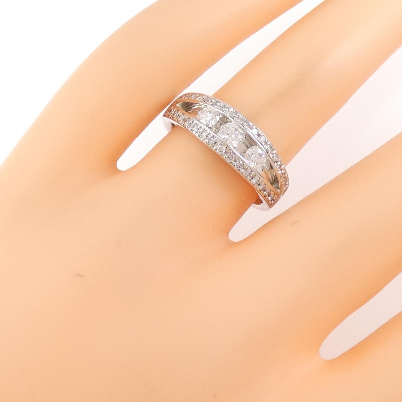 トリロジー ダイヤモンド リング 0.50CT