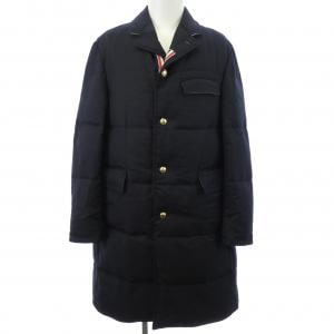 【クーポン対象商品】トムブラウン THOM BROWNE MOD009X ダウンコート