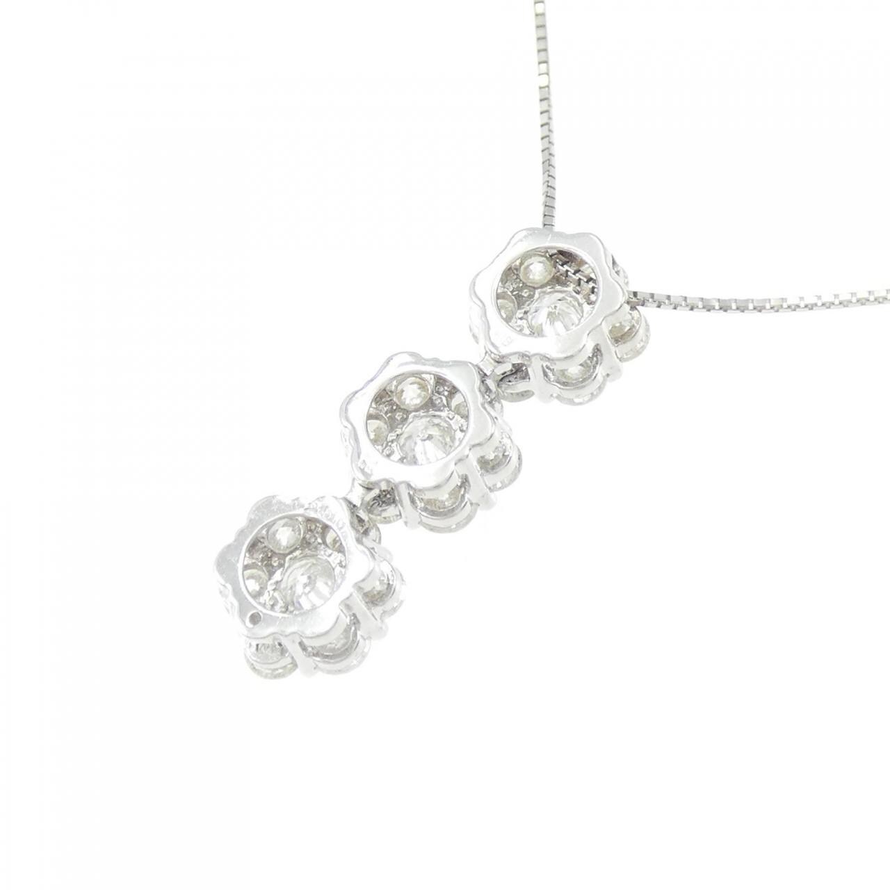 K18WG flower Diamond necklace 2.00CT