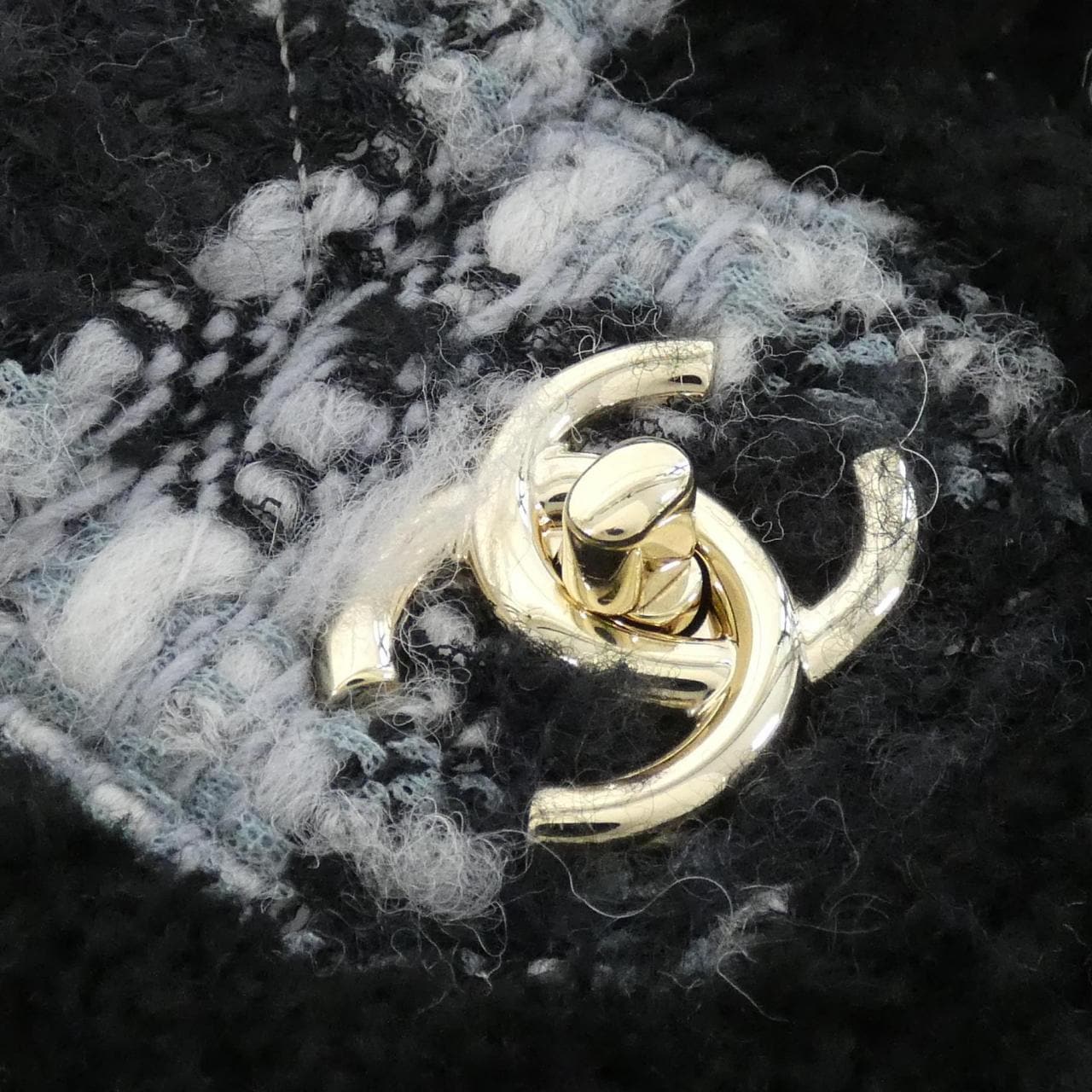 シャネル AS5687 ショルダーバッグ