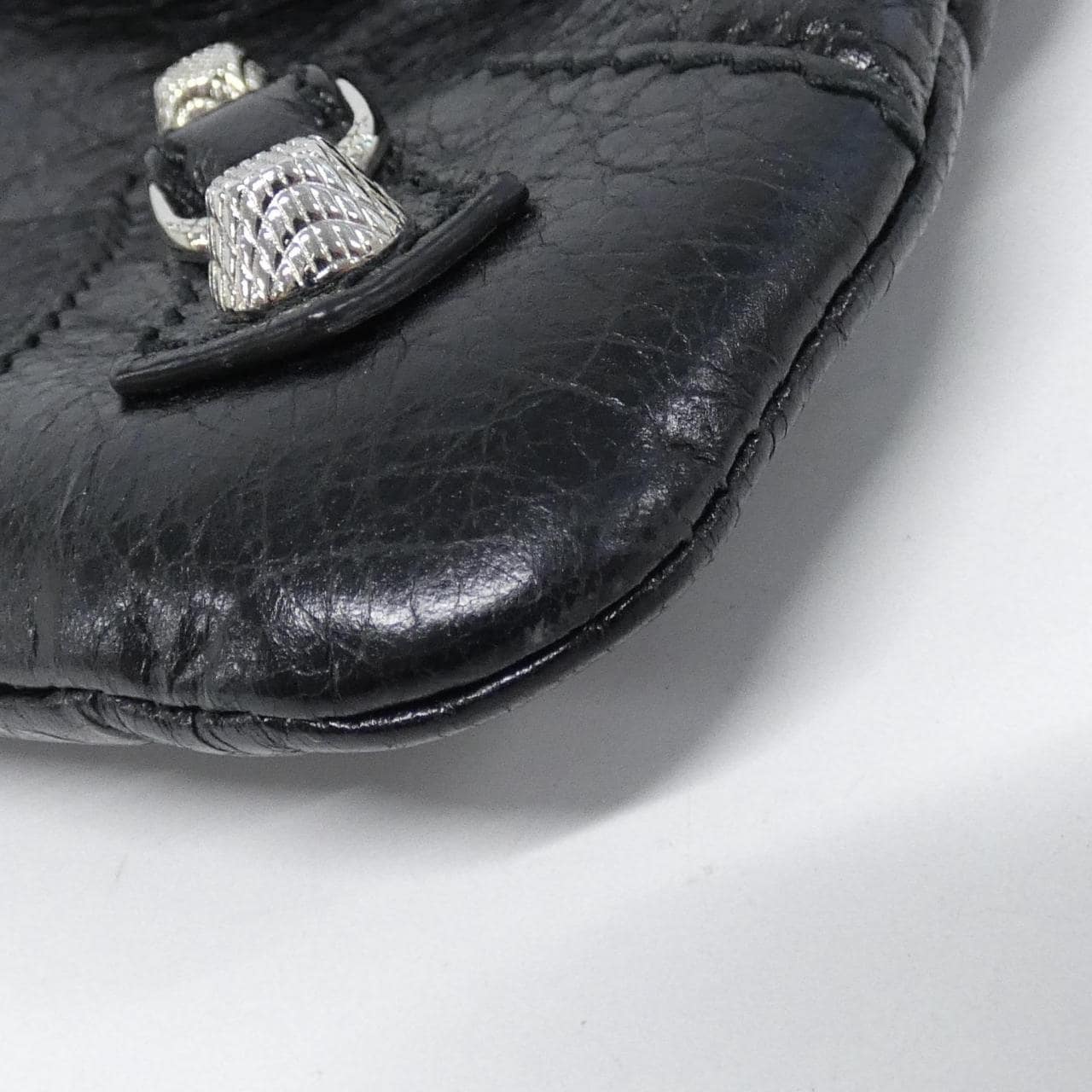 バレンシアガ ジャイアント エンベロープ 327079 D94IN ショルダーバッグ