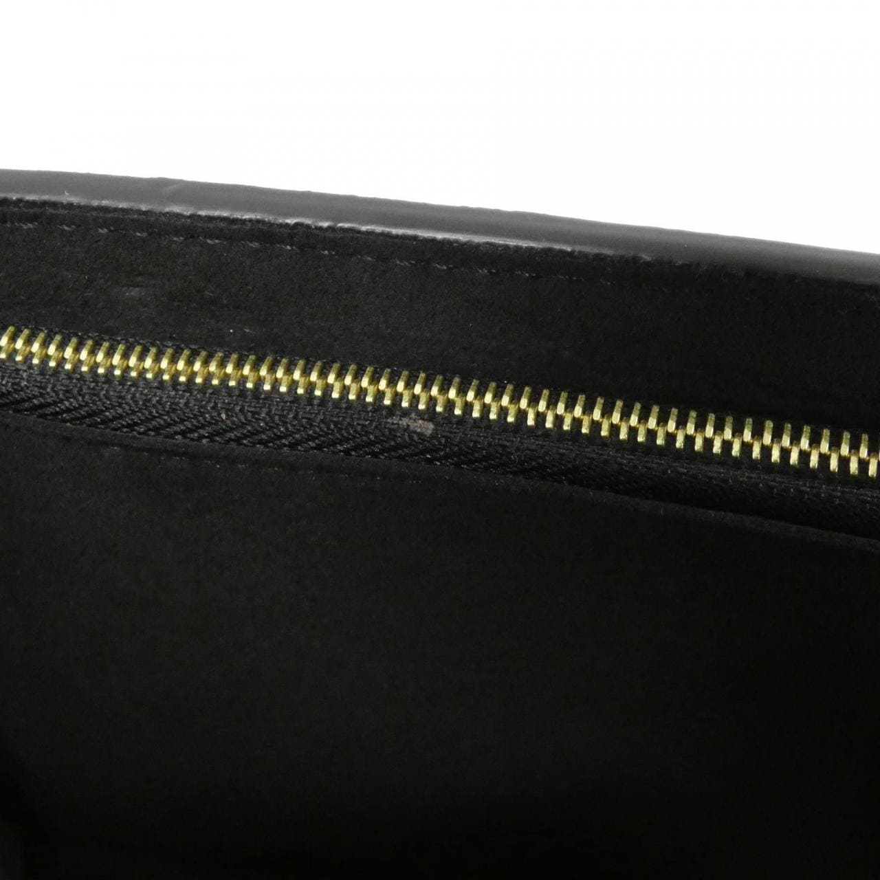 ルイヴィトン トリヨン バムバック ドーフィーヌ M58881 ウエストバッグ