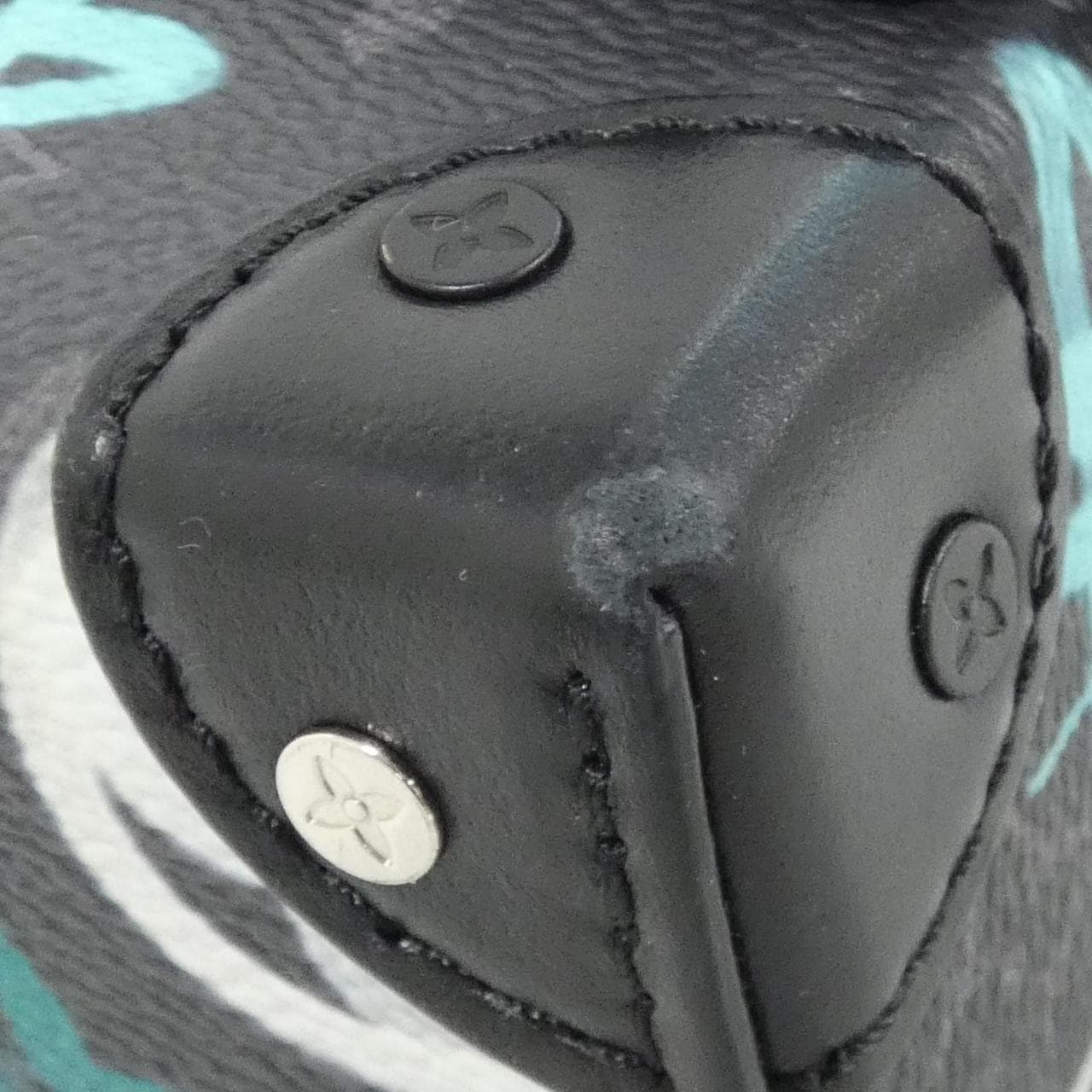 ルイヴィトン モノグラム エクリプス(LVグラフィティ ヴェール) スティーマー ウエアラブル ウォレット M81852 ショルダーバッグ