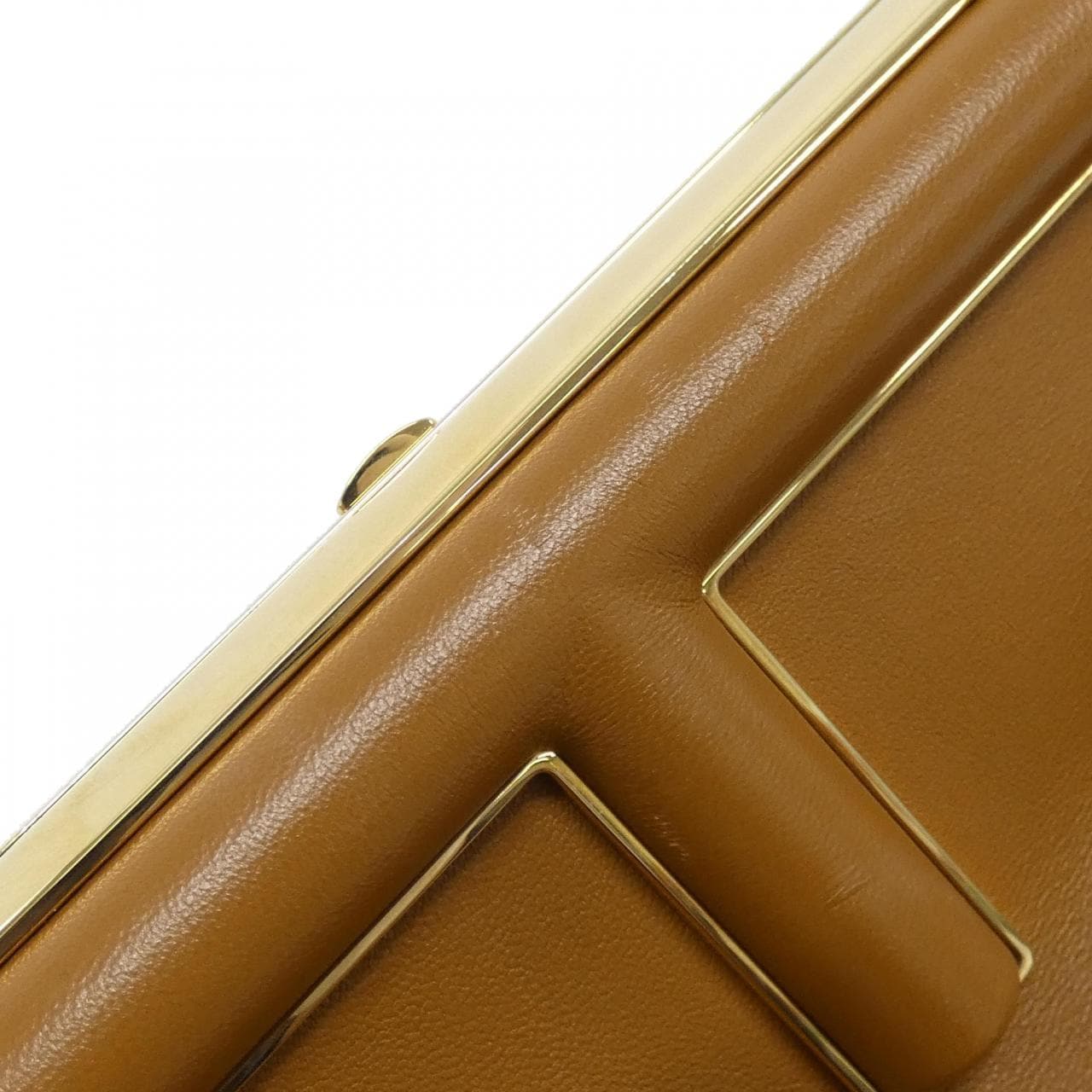 フェンディ フェンディ ファースト ミディアム 8BP127 ABVE バッグ