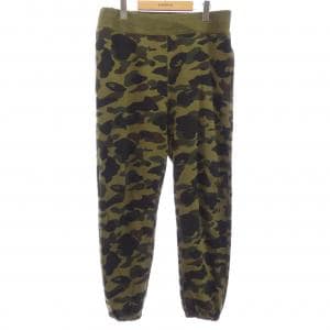 アベイシングエイプ A BATHING APE パンツ