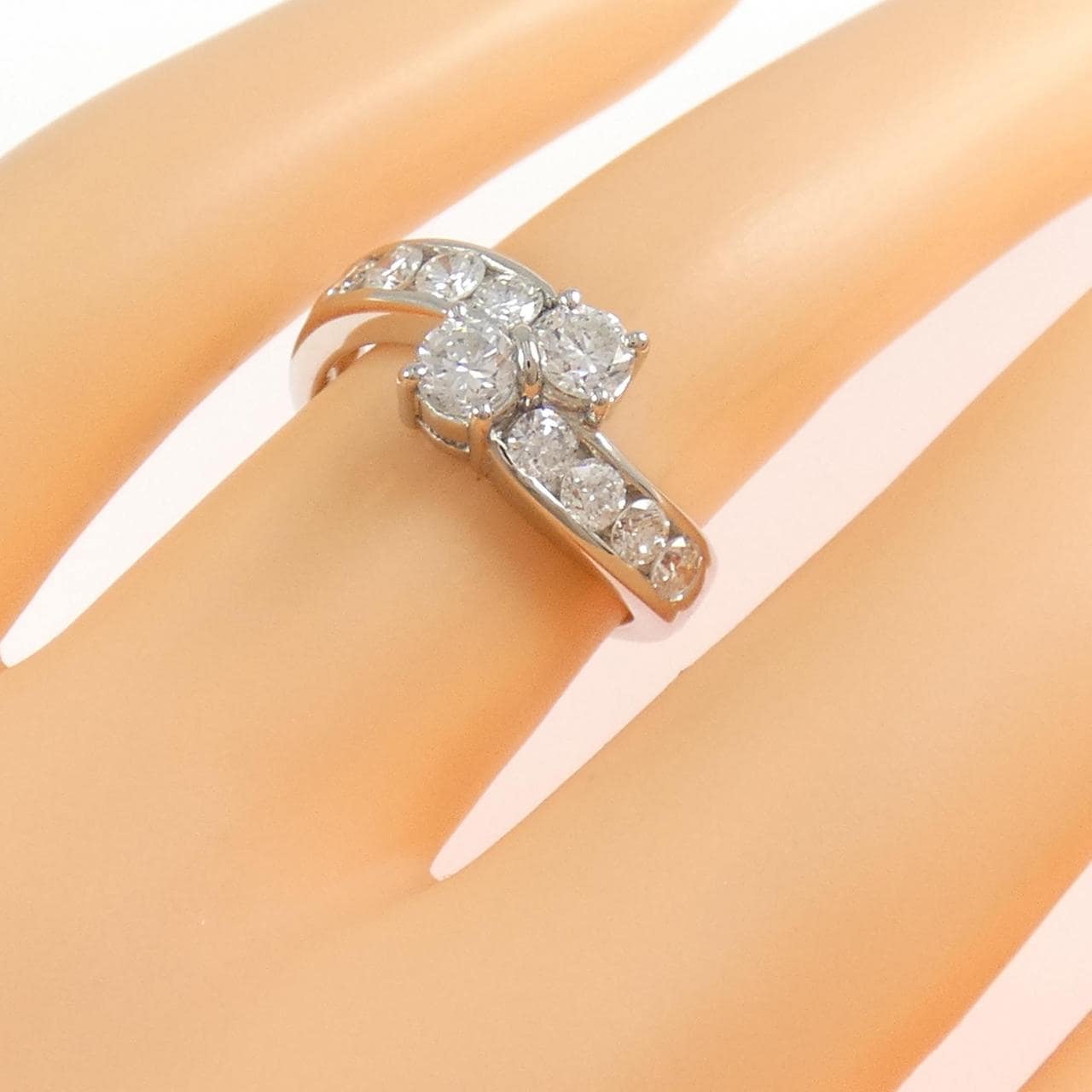 PT900 ダイヤモンド リング 1.04CT