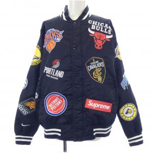 ナイキシュプリーム NIKE×SUPREME AO3631-010 ブルゾン