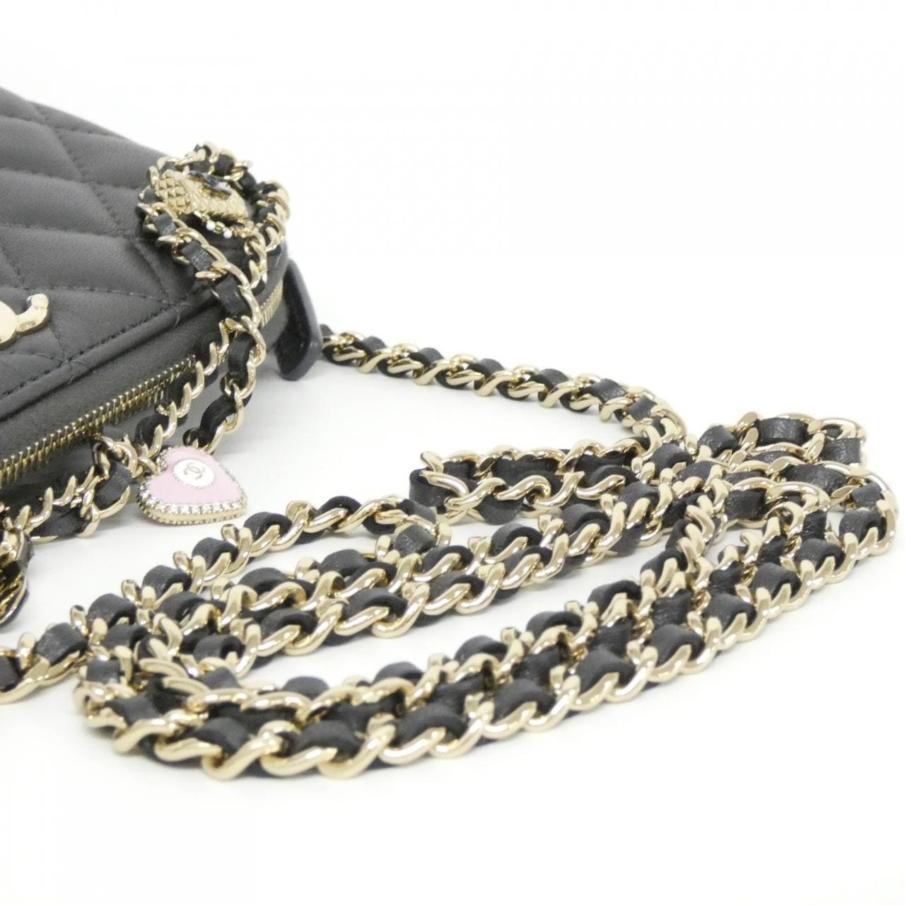 シャネル AP4526 チェーンクラッチ