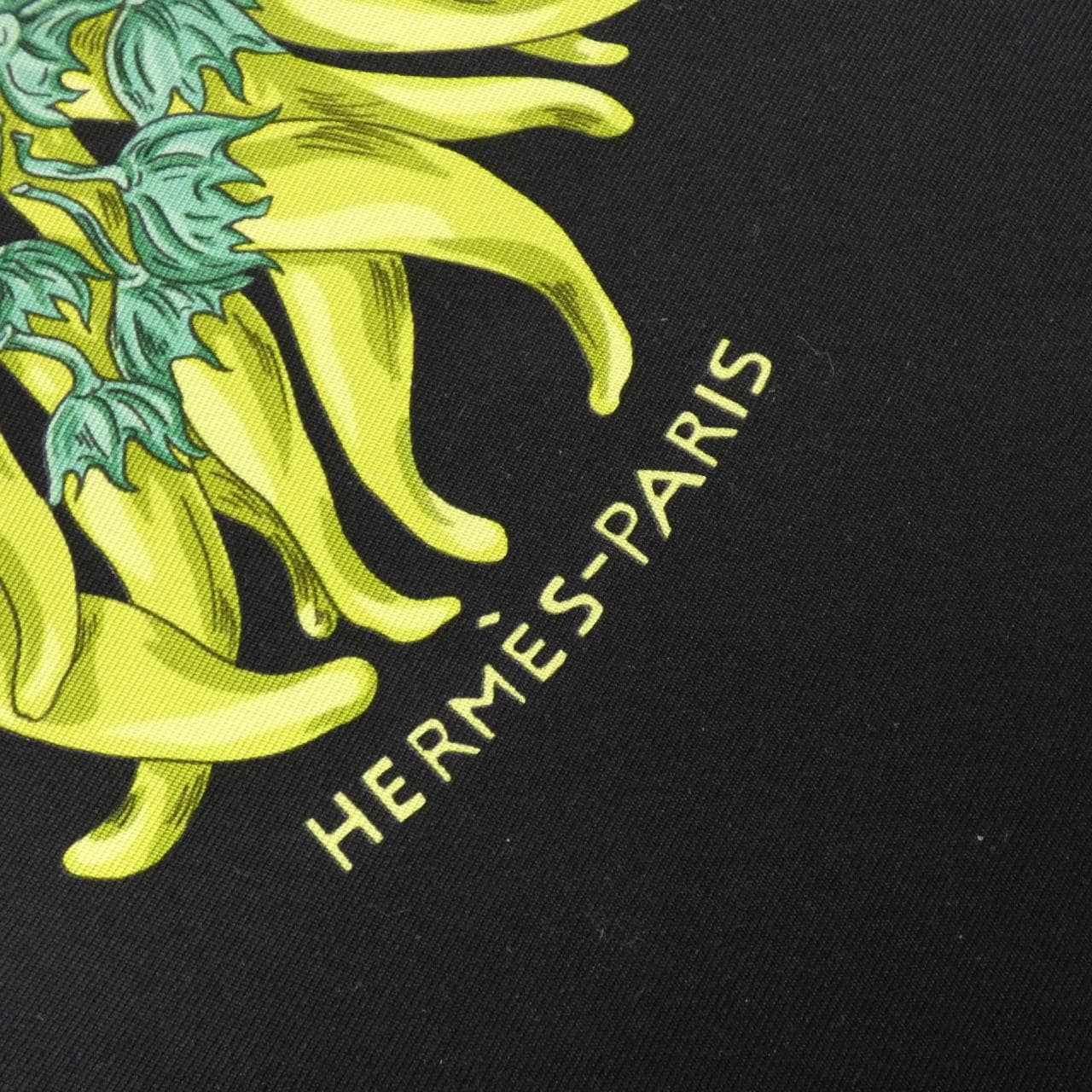 エルメス AUX PAYS DES EPICES カレ スカーフ