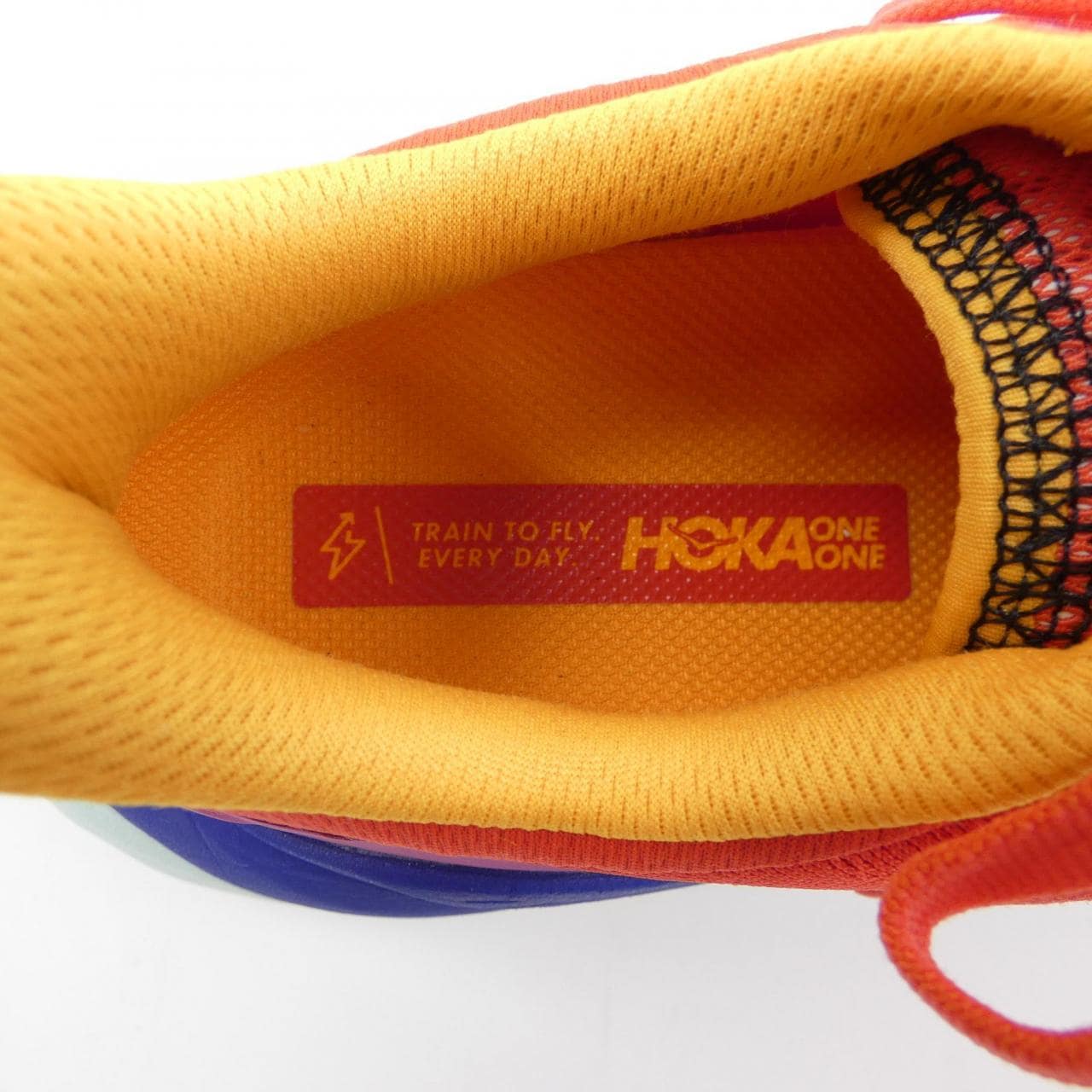 ホカオネオネ HOKA ONE ONE スニーカー