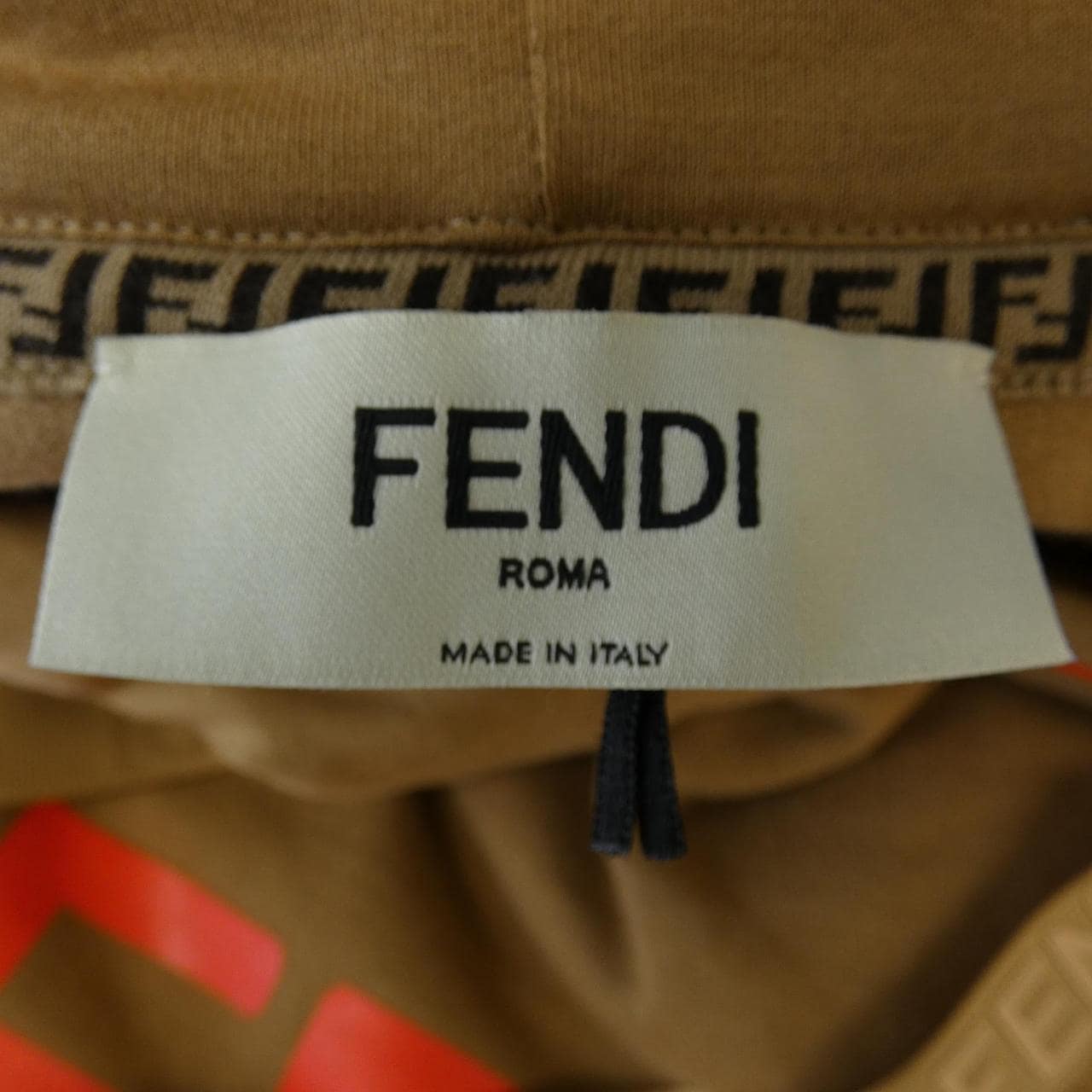 フェンディ FENDI FS7263 AJ0M パーカー