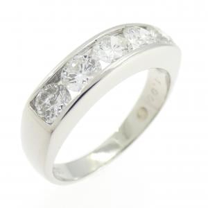 PT900 ダイヤモンド リング 1.00CT