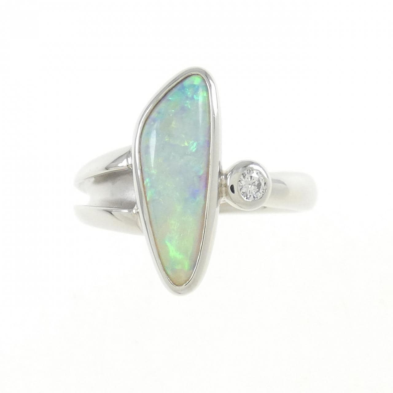 PT OPAL Ring 1.18CT