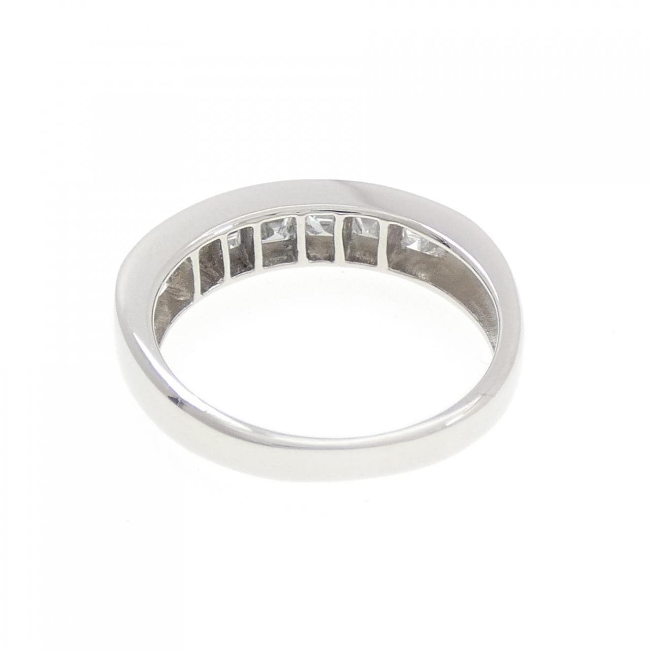 PT900 ダイヤモンド リング 1.00CT