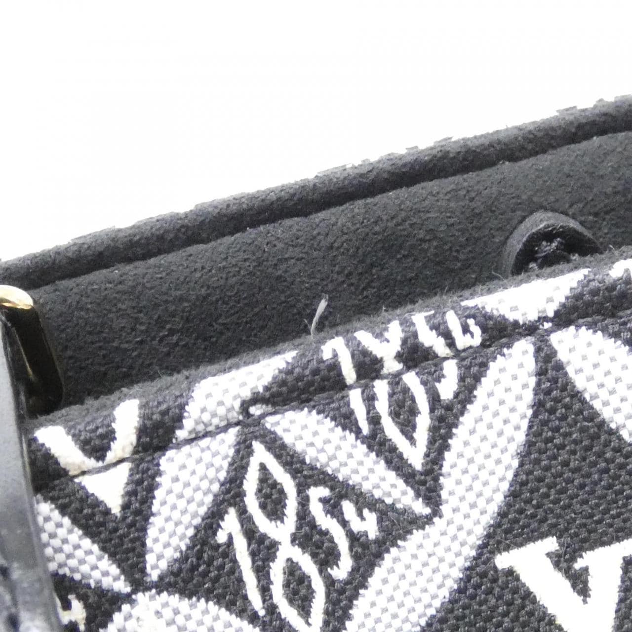 ルイヴィトン SINCE1854 オンザゴー GM M57207 バッグ