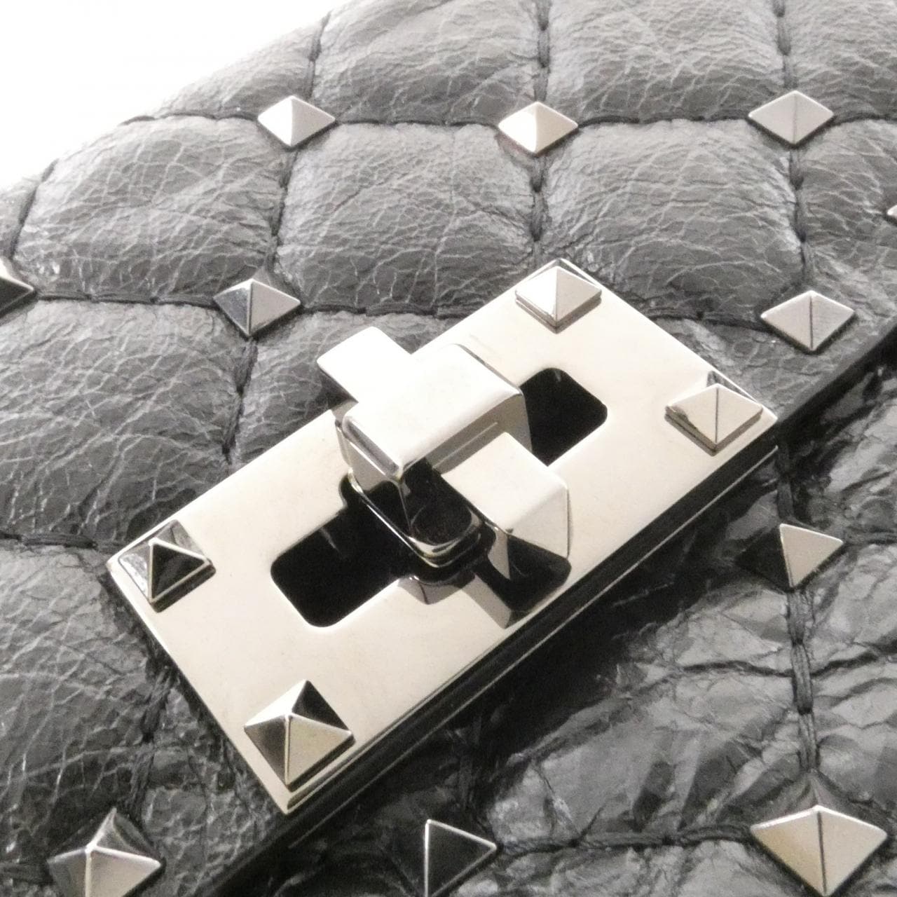 ヴァレンティノガラヴァーニ LW0B0123ARD バッグ