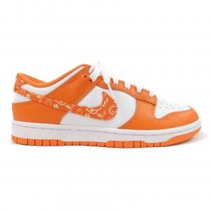 ナイキ NIKE スニーカー