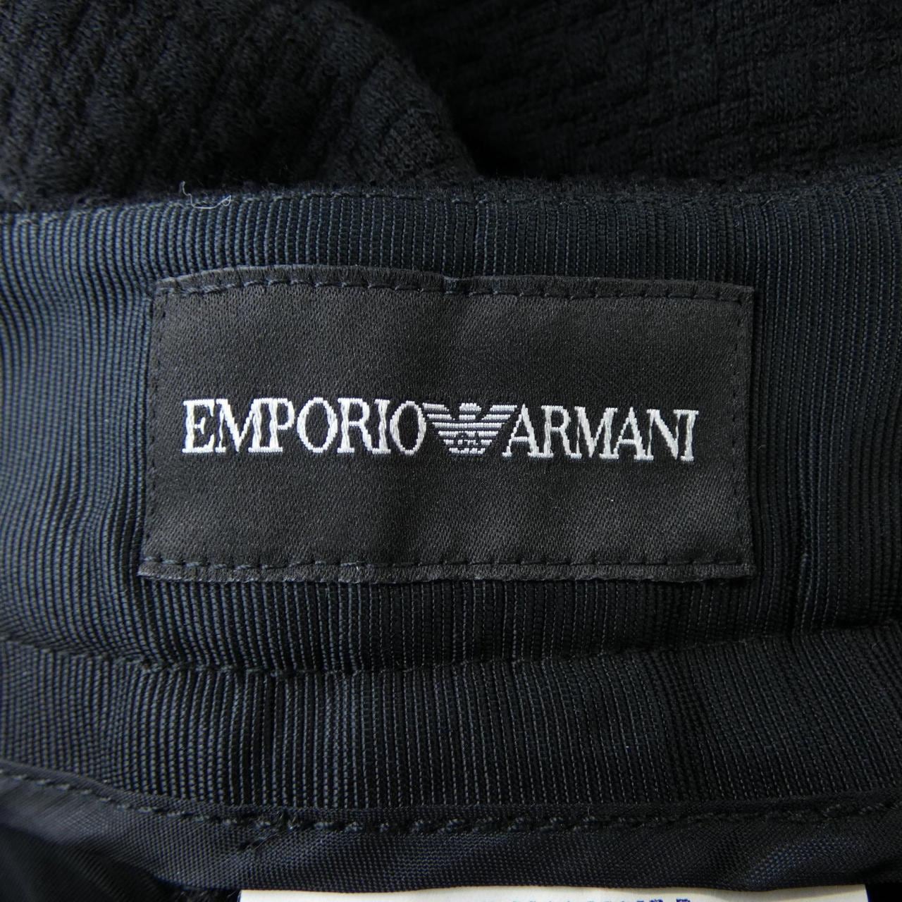 エンポリオアルマーニ EMPORIO ARMANI ショートパンツ
