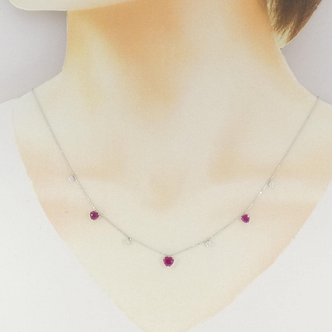 K18WG ハート ルビー ネックレス 1.22CT