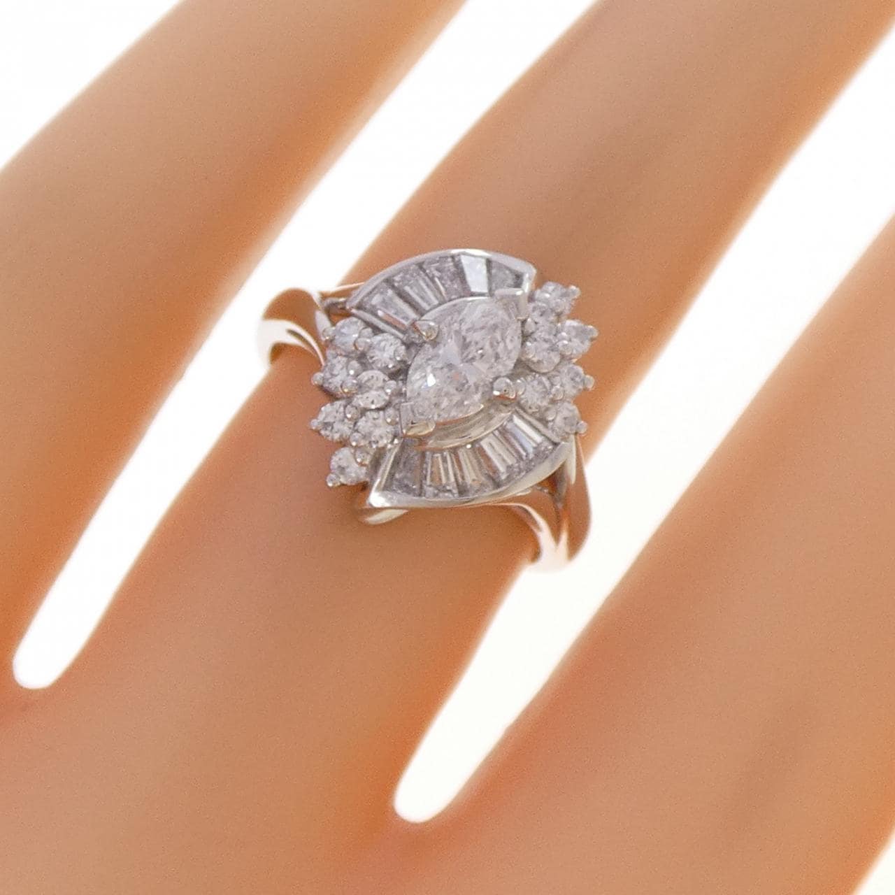 PT900 ダイヤモンド リング 0.31CT