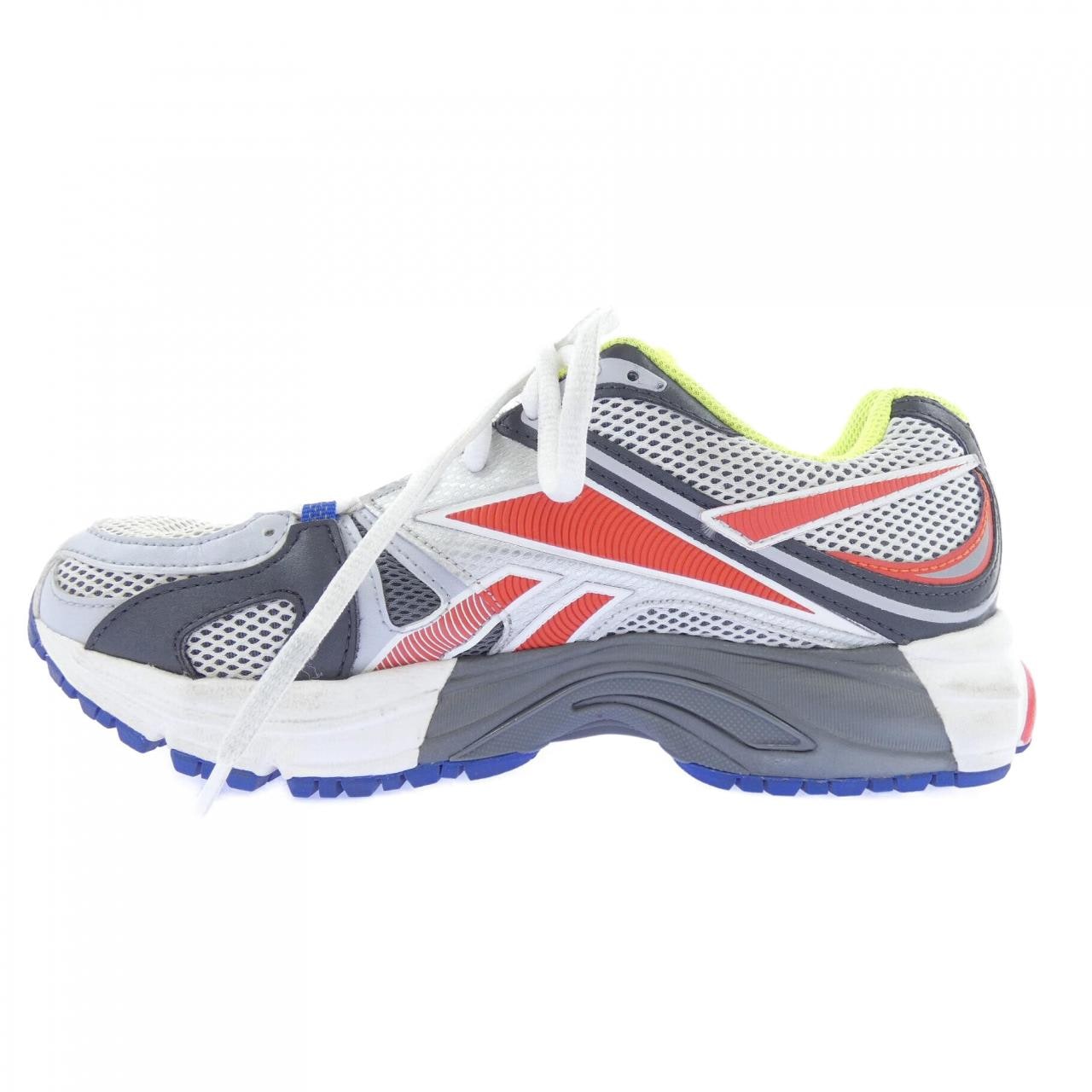 ヴェトモン VETEMENTS Reebok DV7673 スニーカー