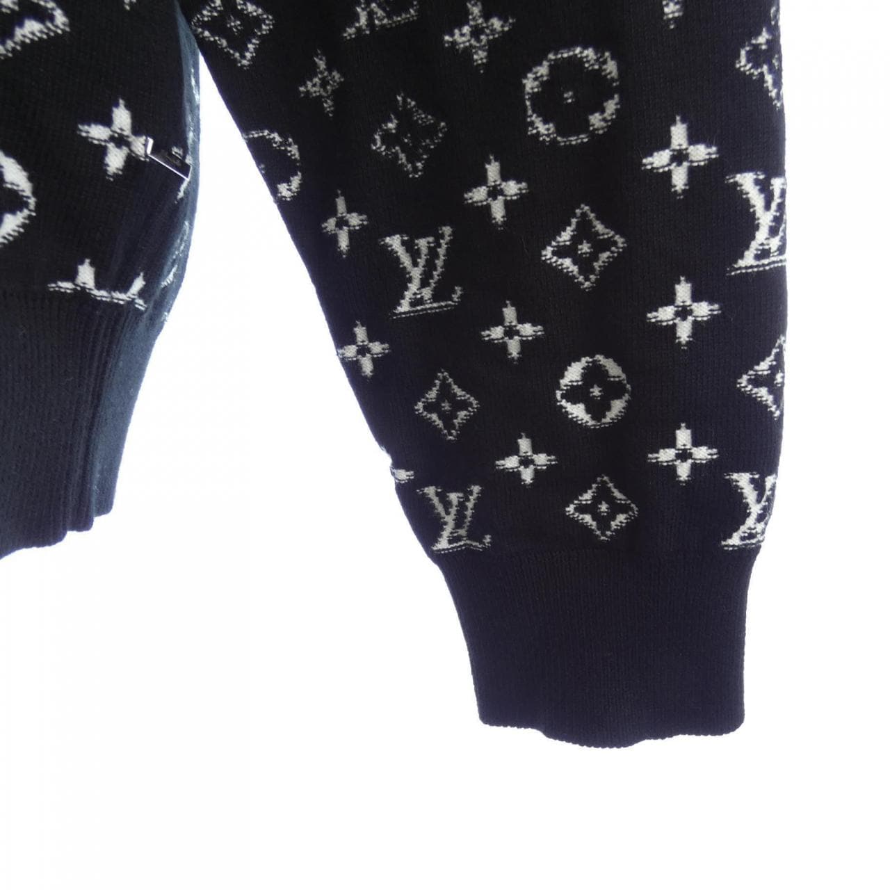 ルイヴィトン LOUIS VUITTON LVSEモノグラムデグラデクルーネック HKN44WUSO ニット