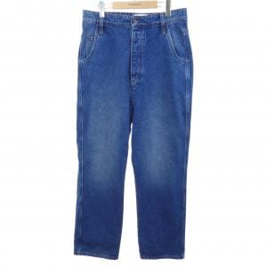 アミ AMI HTR102.601 ジーンズ