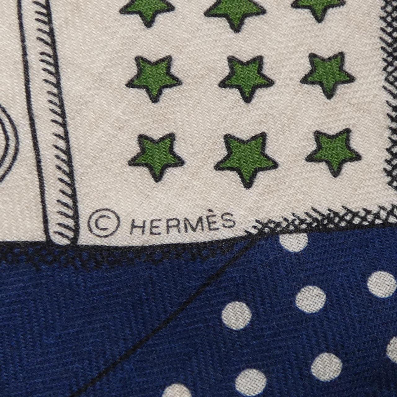 エルメス HERMES ZOUAVES ET DRAGONS BANDANA H244048S カレジェアン140 ショール
