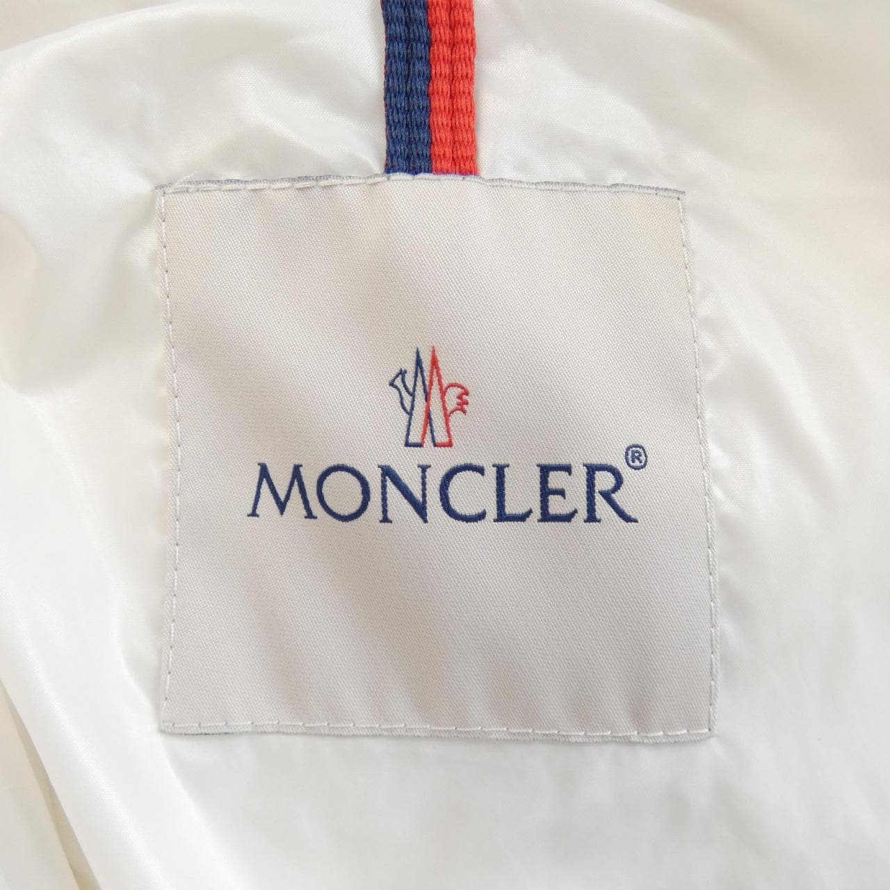 MONCLER蒙克勒羽绒服