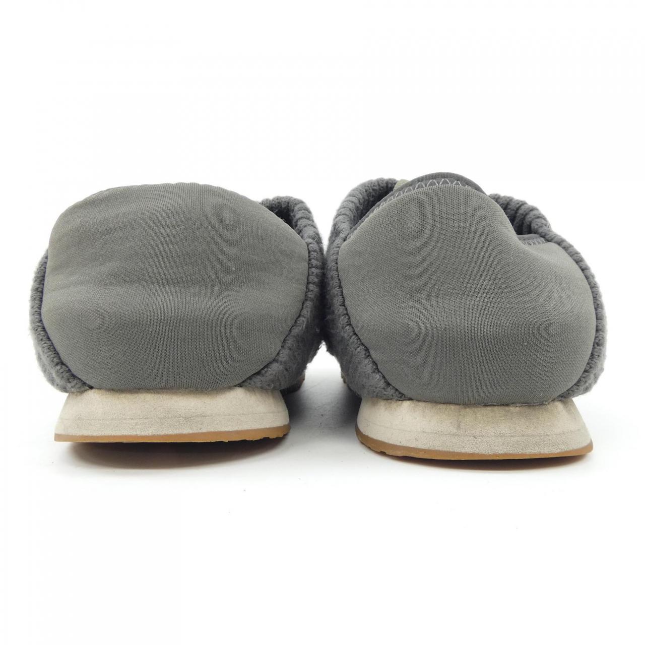 テバ TEVA スニーカー