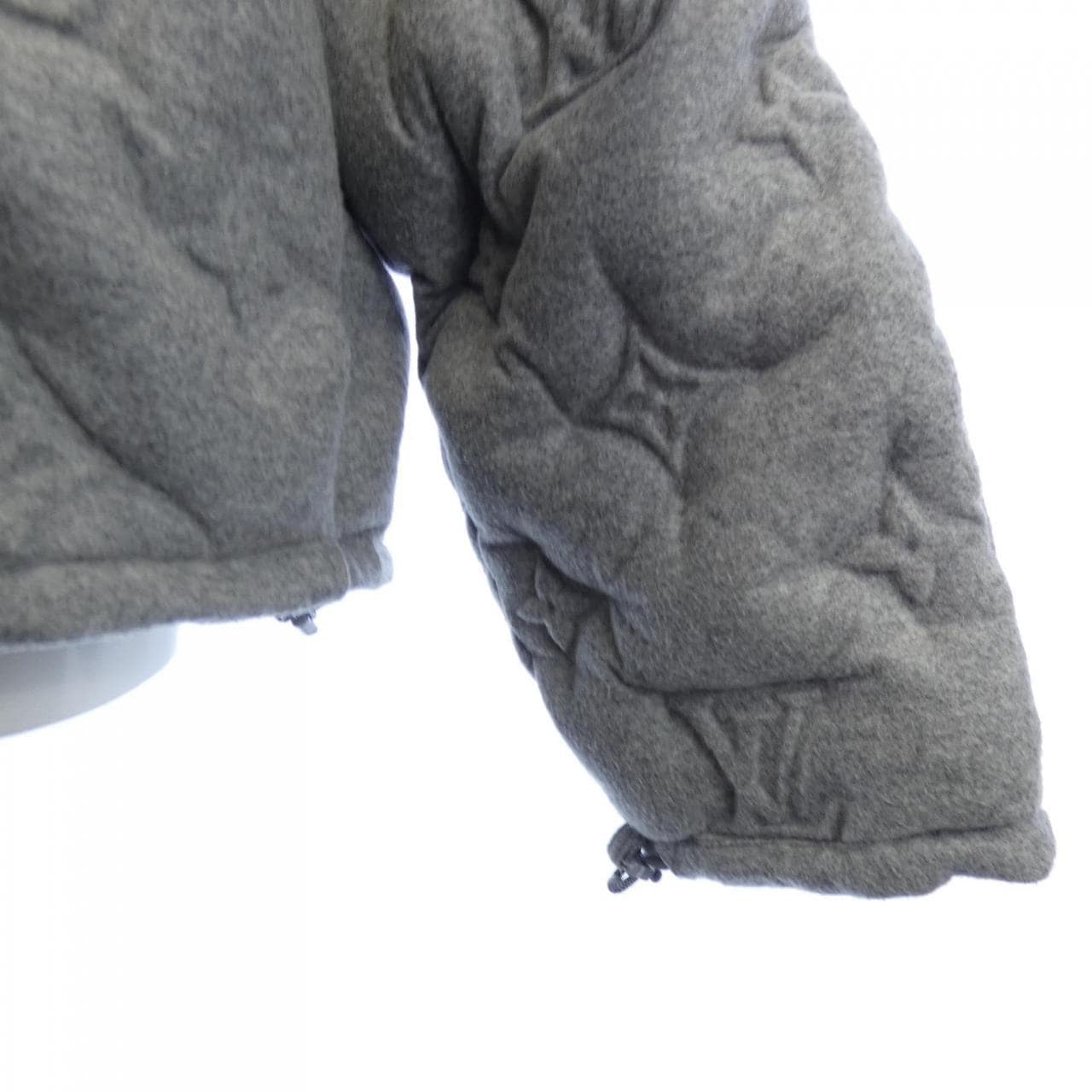 ルイヴィトン LOUIS VUITTON モノグラムボーイフッドパファ HHK72EUY5 ダウンジャケット