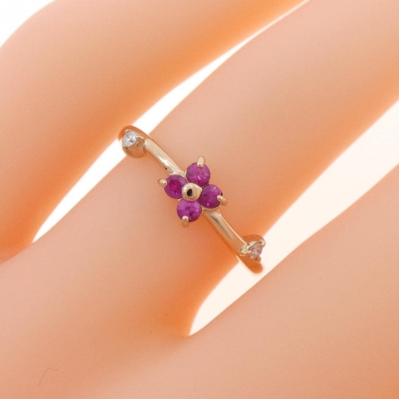 K18PG フラワー ルビー リング 0.17CT