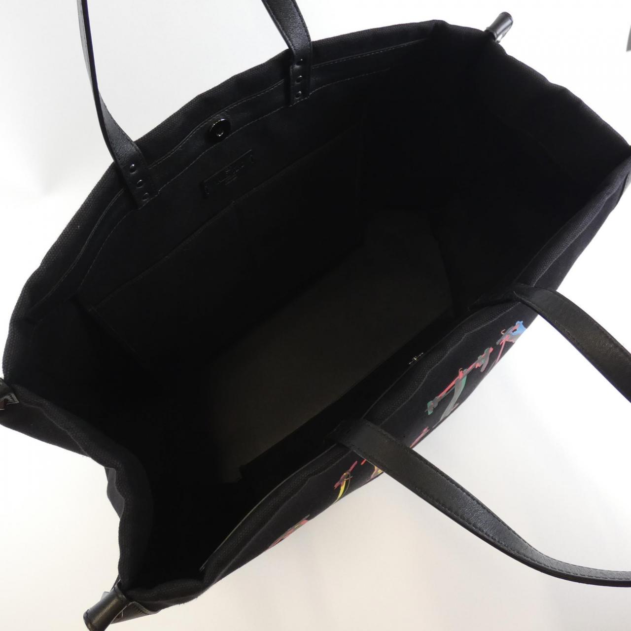 ヴァレンティノガラヴァーニ VY2B0A34GWU バッグ