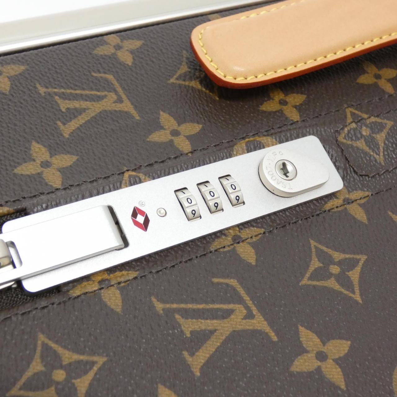 ルイヴィトン モノグラム ホライゾン 50cm M23209 キャリーバッグ